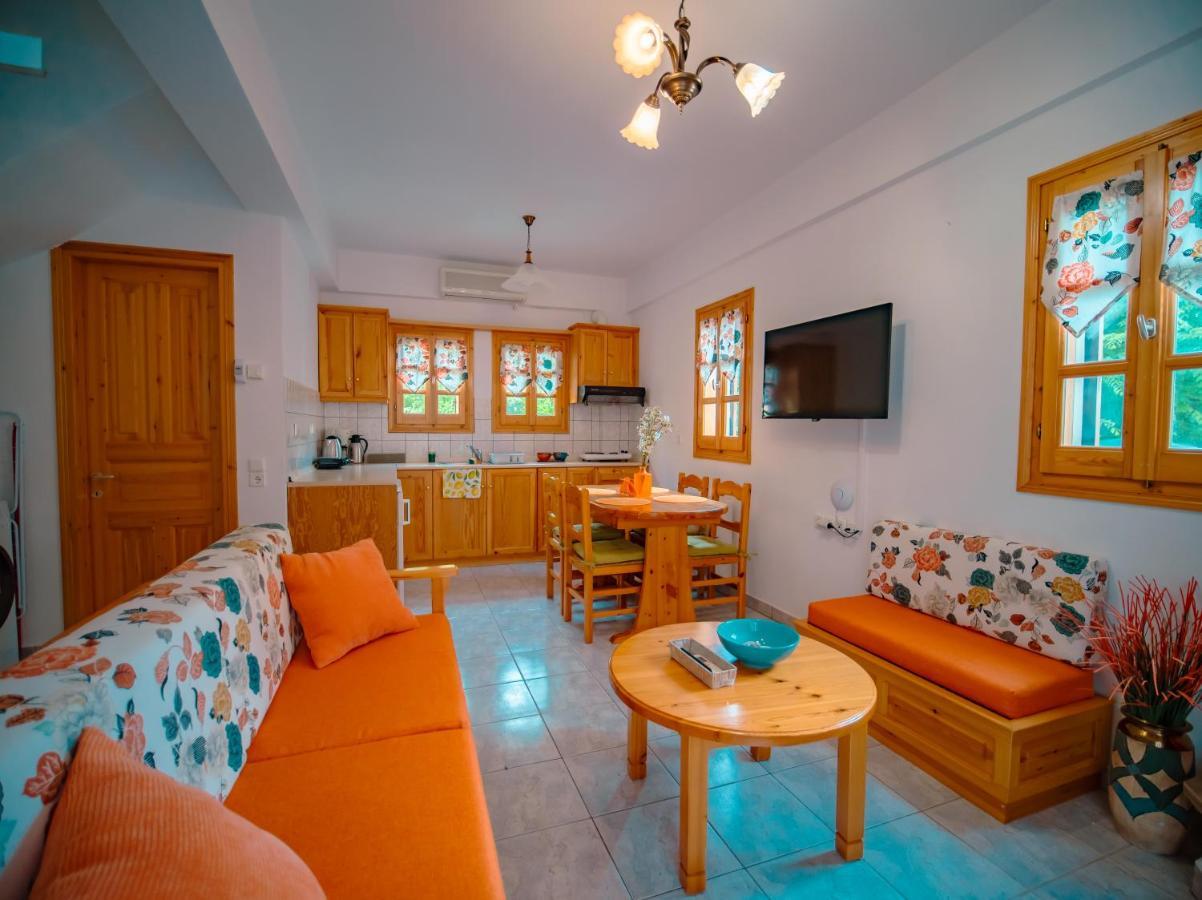 Orange House For Big Families In Damouchari - Delicious Houses Luaran gambar